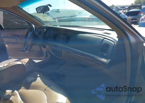 1996 Mercury Grand Marquis Ls/Bayshore z USA, uszkodzony, nr VIN 2MELM75W5TX695989